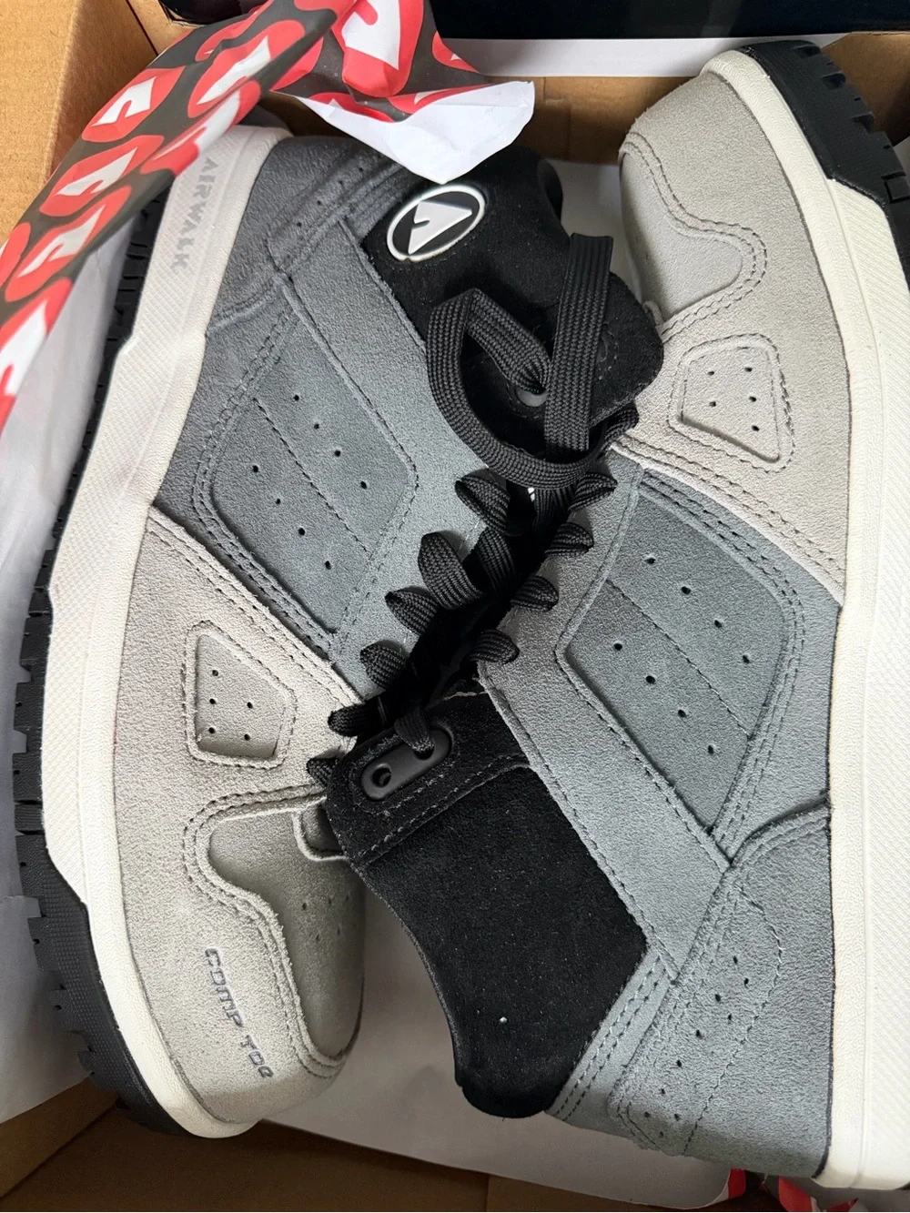 Brand New Airwalk Grey and Black Men's Mid-Top Safety Sneaker